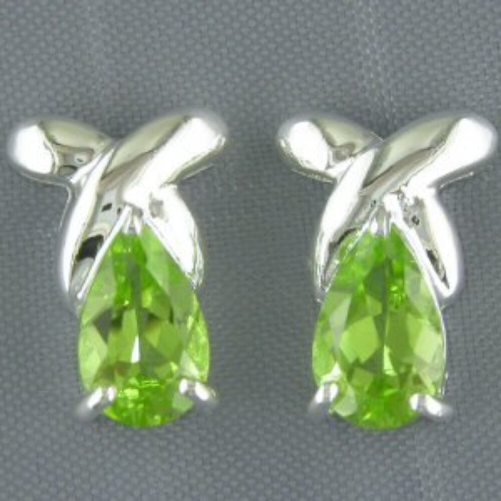 Well Crafted Pear Peridot Silver Earrings
